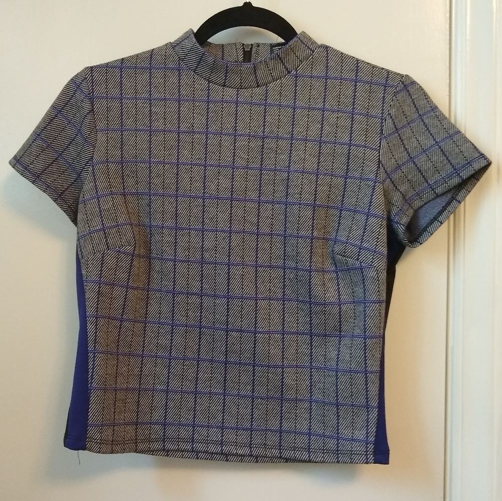 Gridded crop top